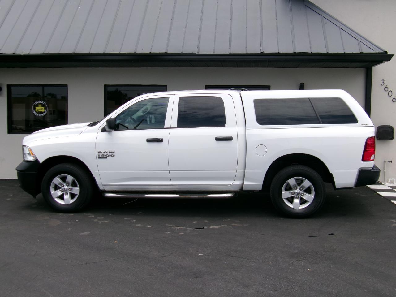 RAM 1500 Classic Tradesman Crew Cab SWB 4WD 2019