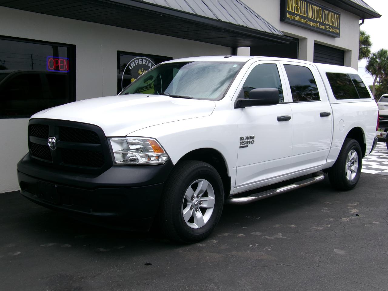 RAM 1500 Classic Tradesman Crew Cab SWB 4WD 2019