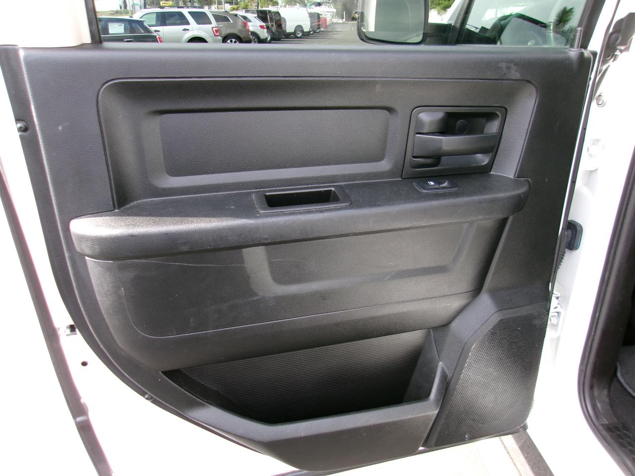 RAM 1500 Classic Tradesman Crew Cab SWB 4WD 2019