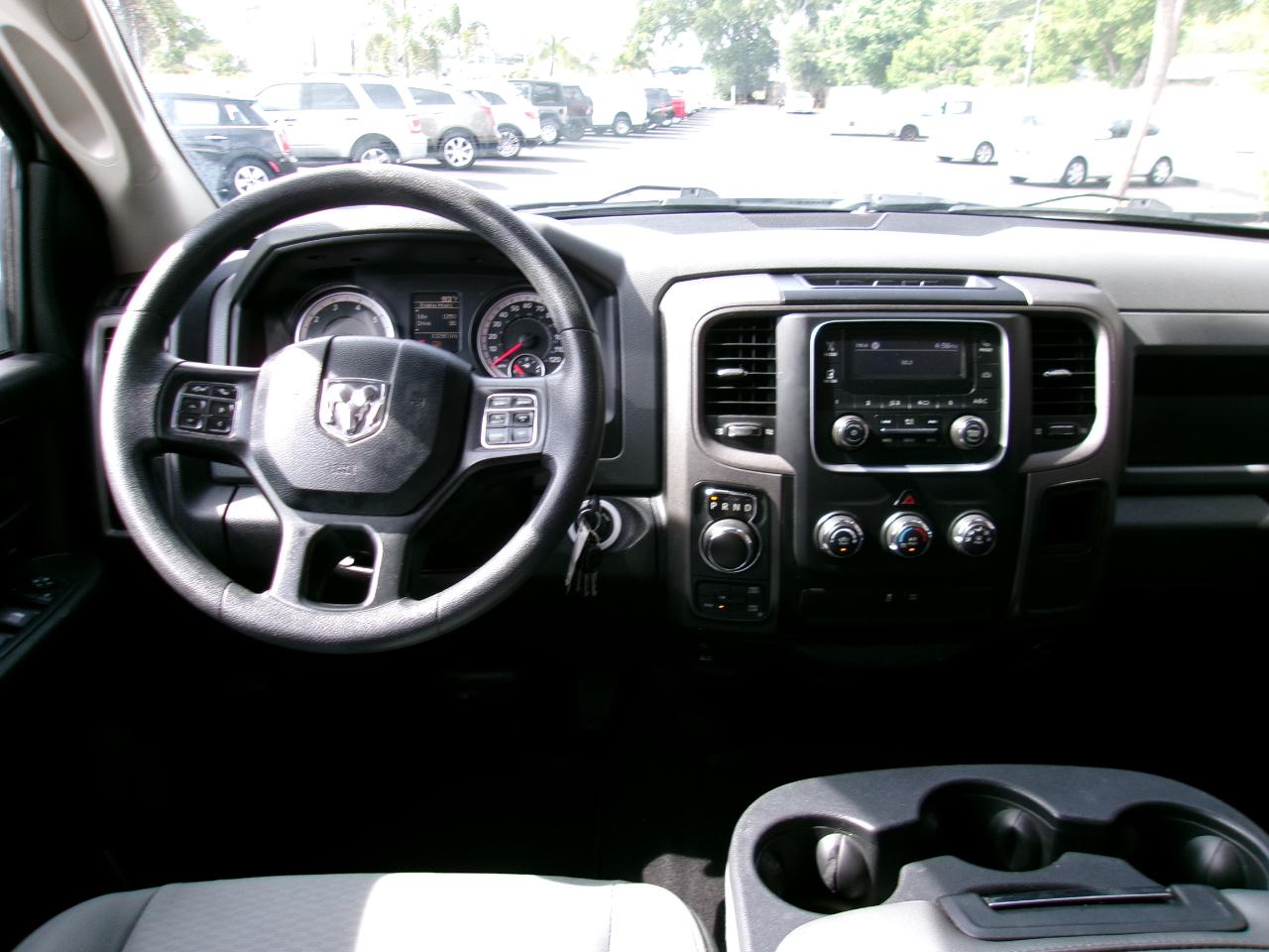 RAM 1500 Classic Tradesman Crew Cab SWB 4WD 2019