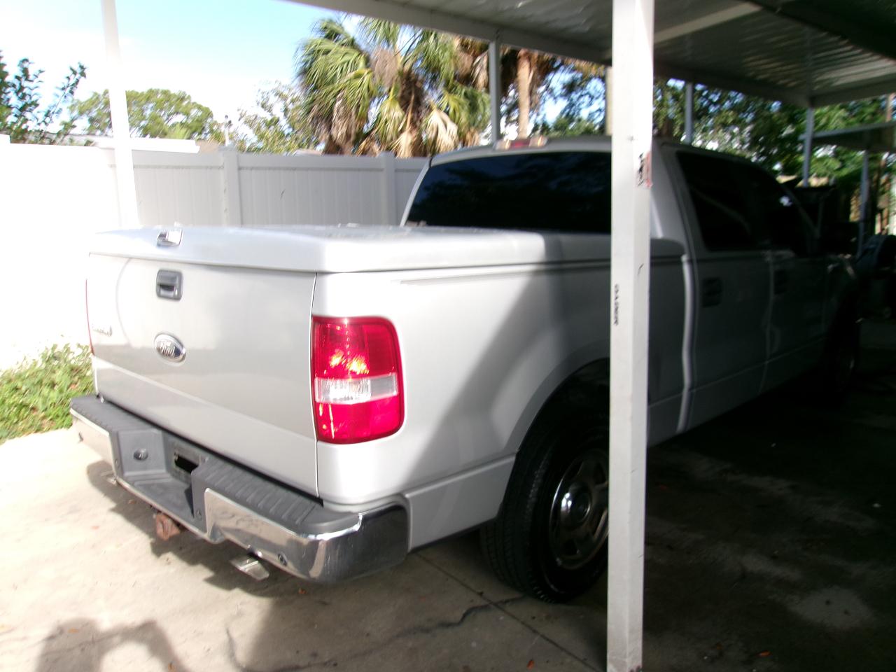 Ford F-150 XLT SuperCrew Short Box 2WD 2005