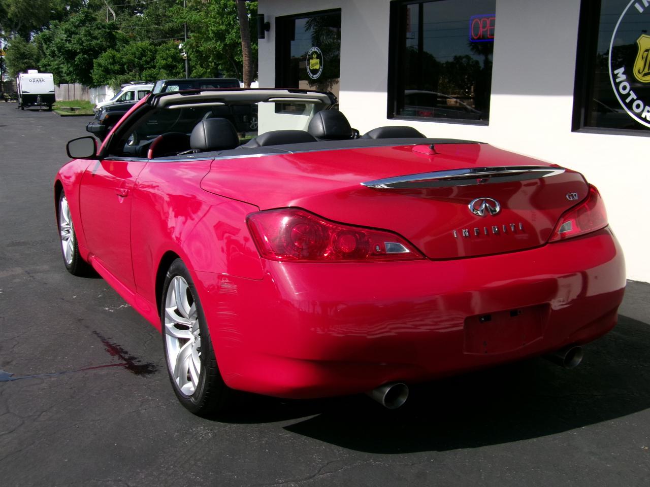 Infiniti G Convertible G37 2009