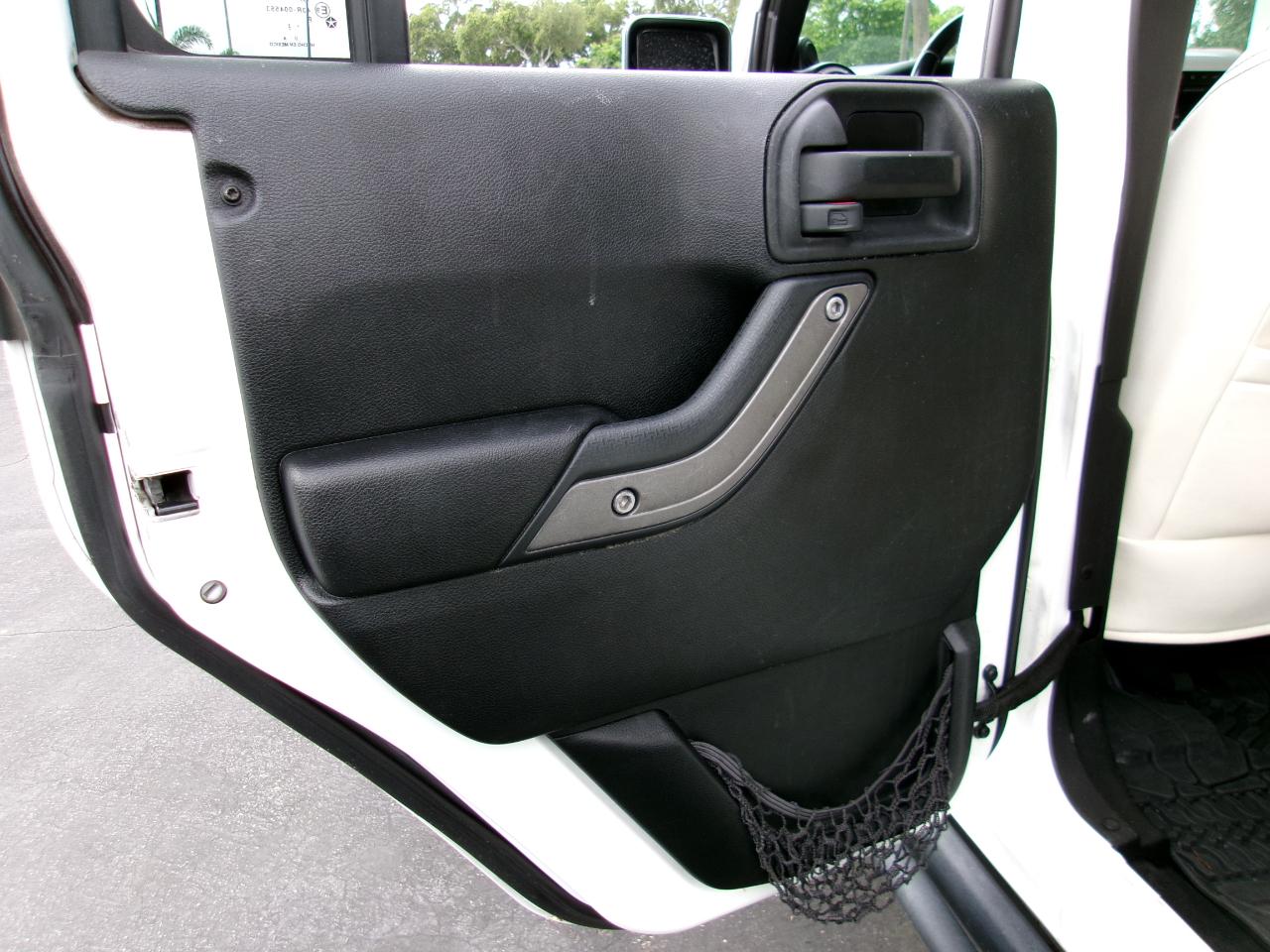Jeep Wrangler Unlimited Sport 4WD 2014