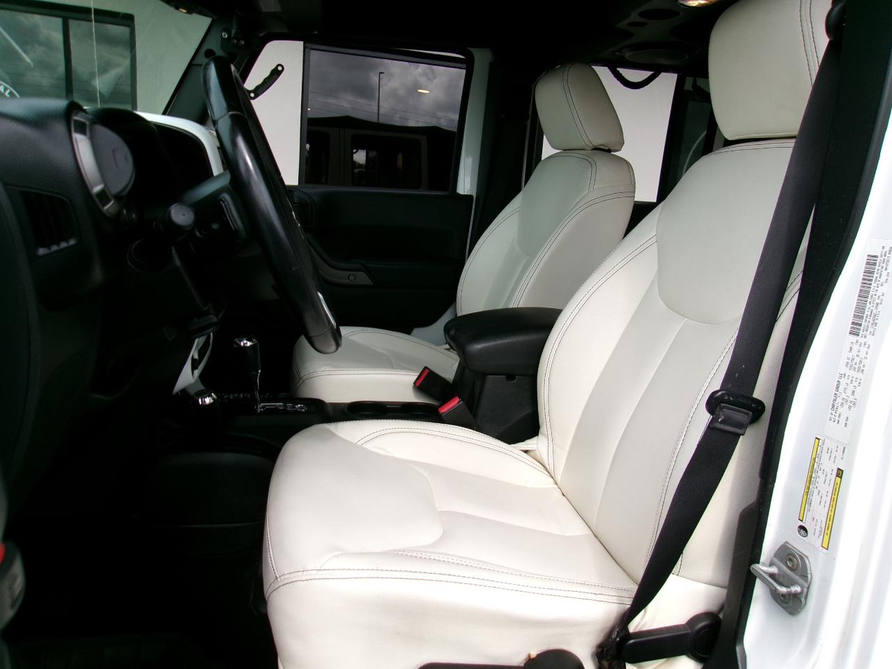 Jeep Wrangler Unlimited Sport 4WD 2014