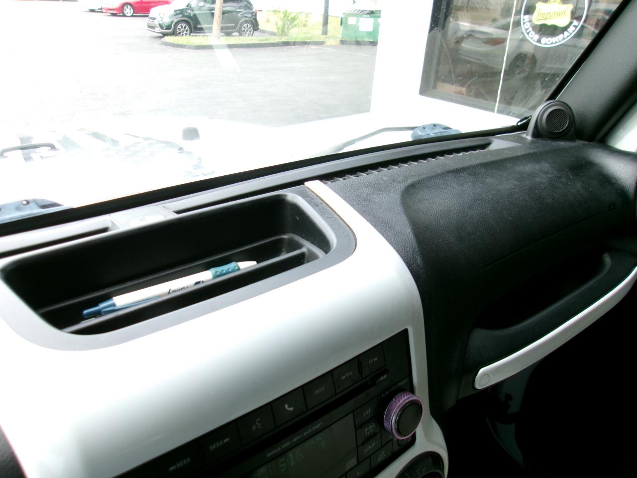 Jeep Wrangler Unlimited Sport 4WD 2014