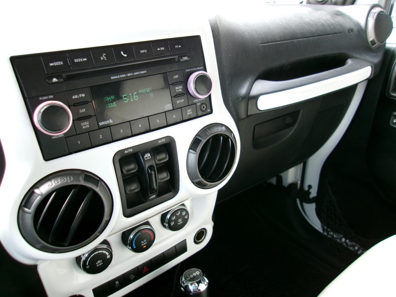 Jeep Wrangler Unlimited Sport 4WD 2014