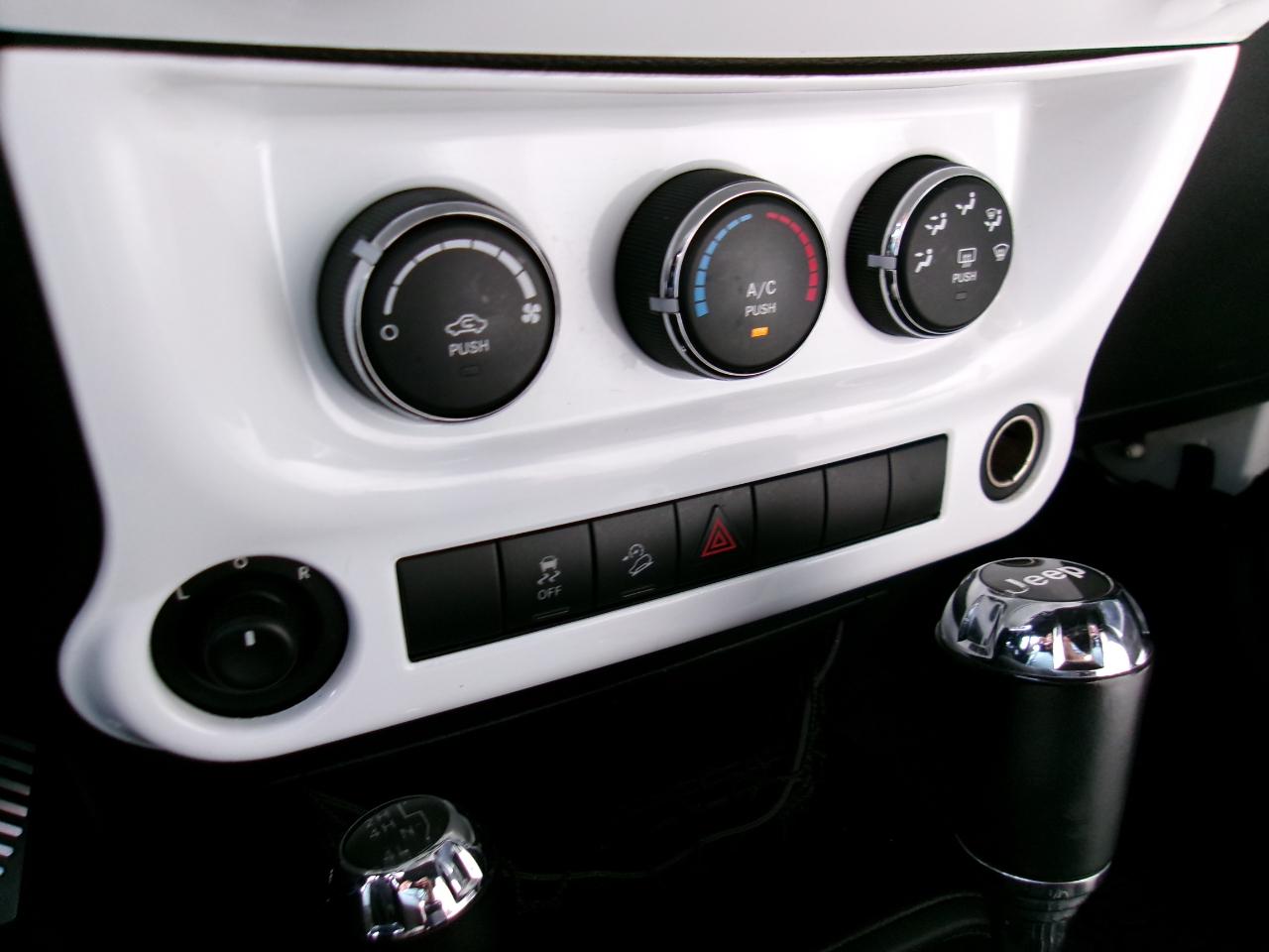 Jeep Wrangler Unlimited Sport 4WD 2014