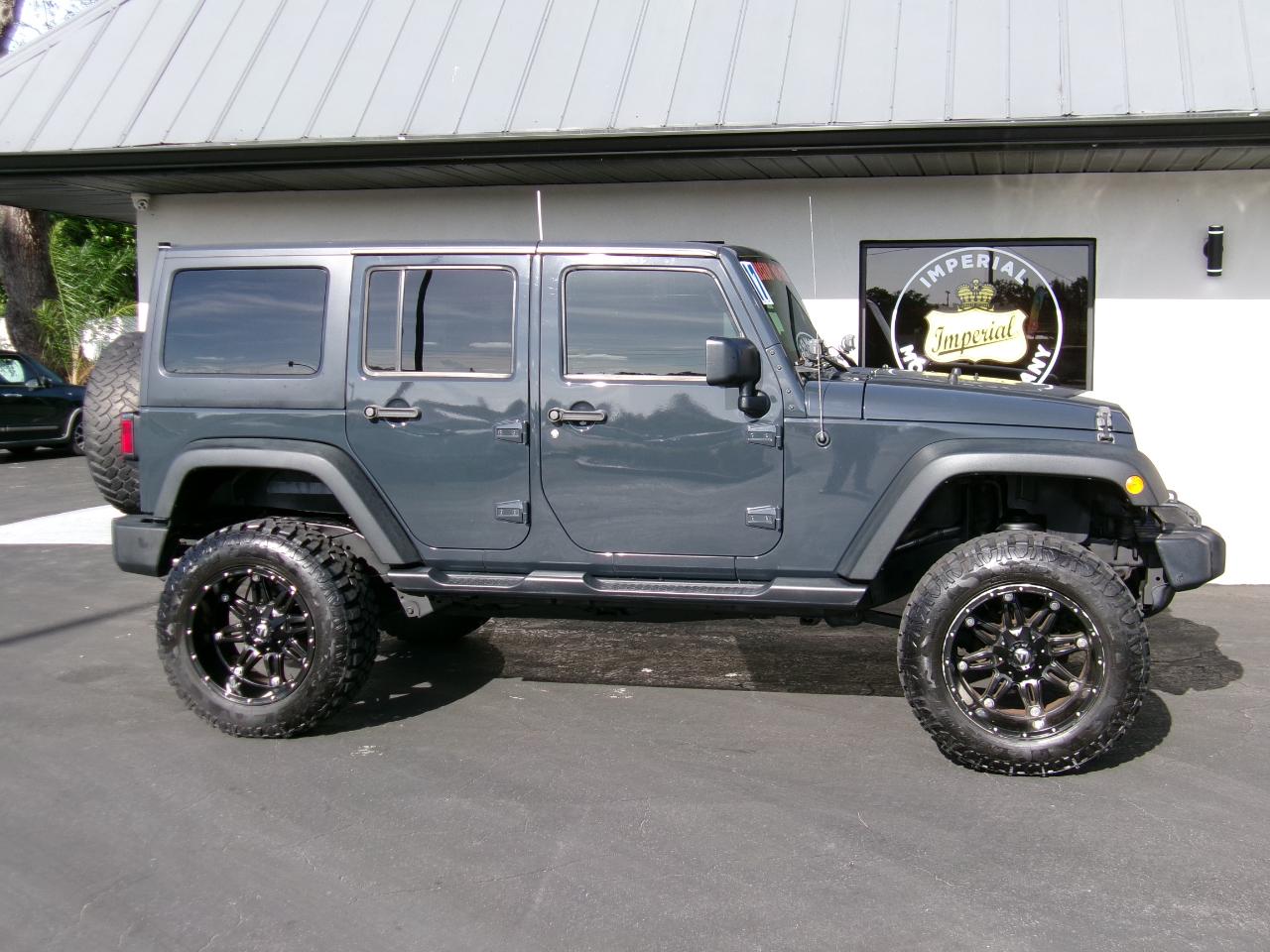 Jeep Wrangler Unlimited Sport 4WD 2017