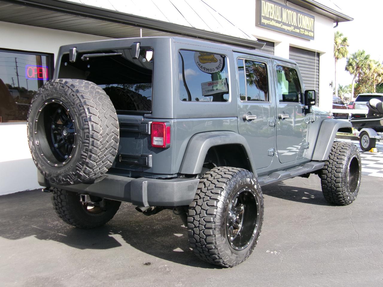 Jeep Wrangler Unlimited Sport 4WD 2017