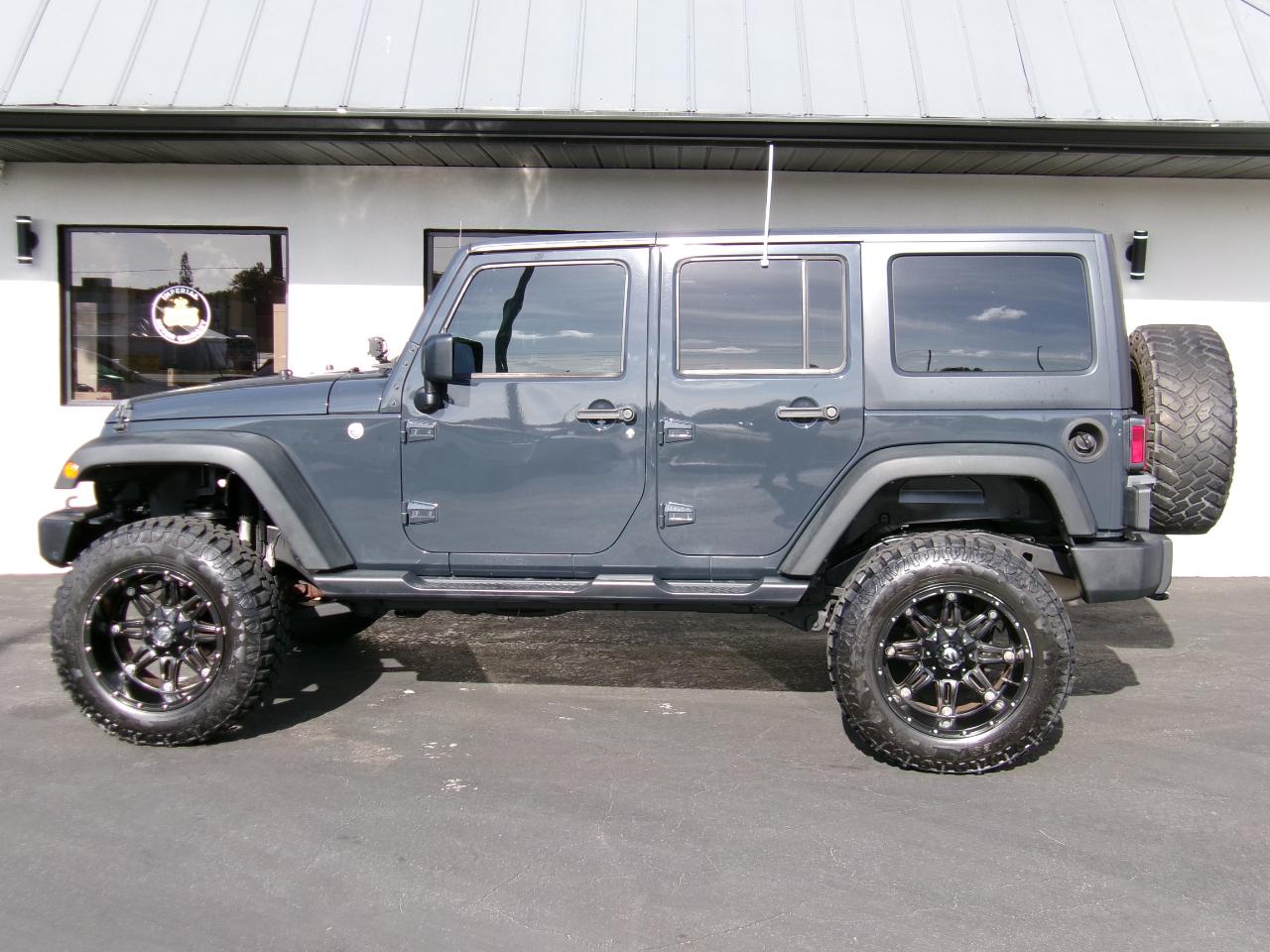 Jeep Wrangler Unlimited Sport 4WD 2017