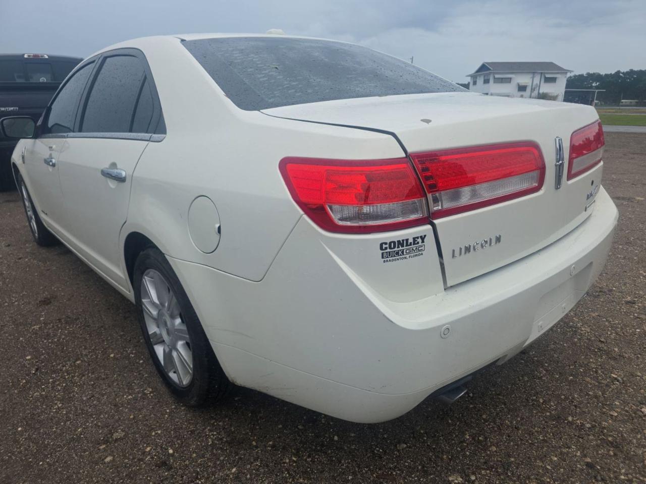 Lincoln MKZ Hybrid Sedan 2012
