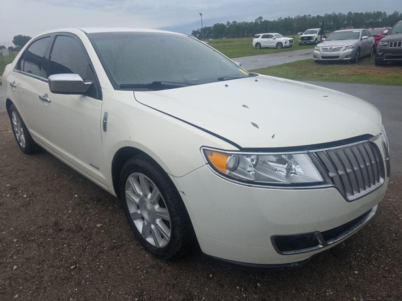 Lincoln MKZ Hybrid Sedan 2012