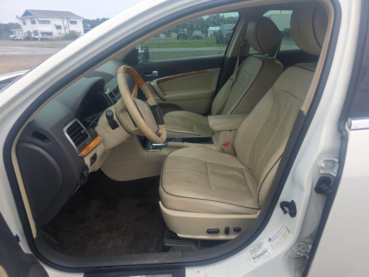 Lincoln MKZ Hybrid Sedan 2012
