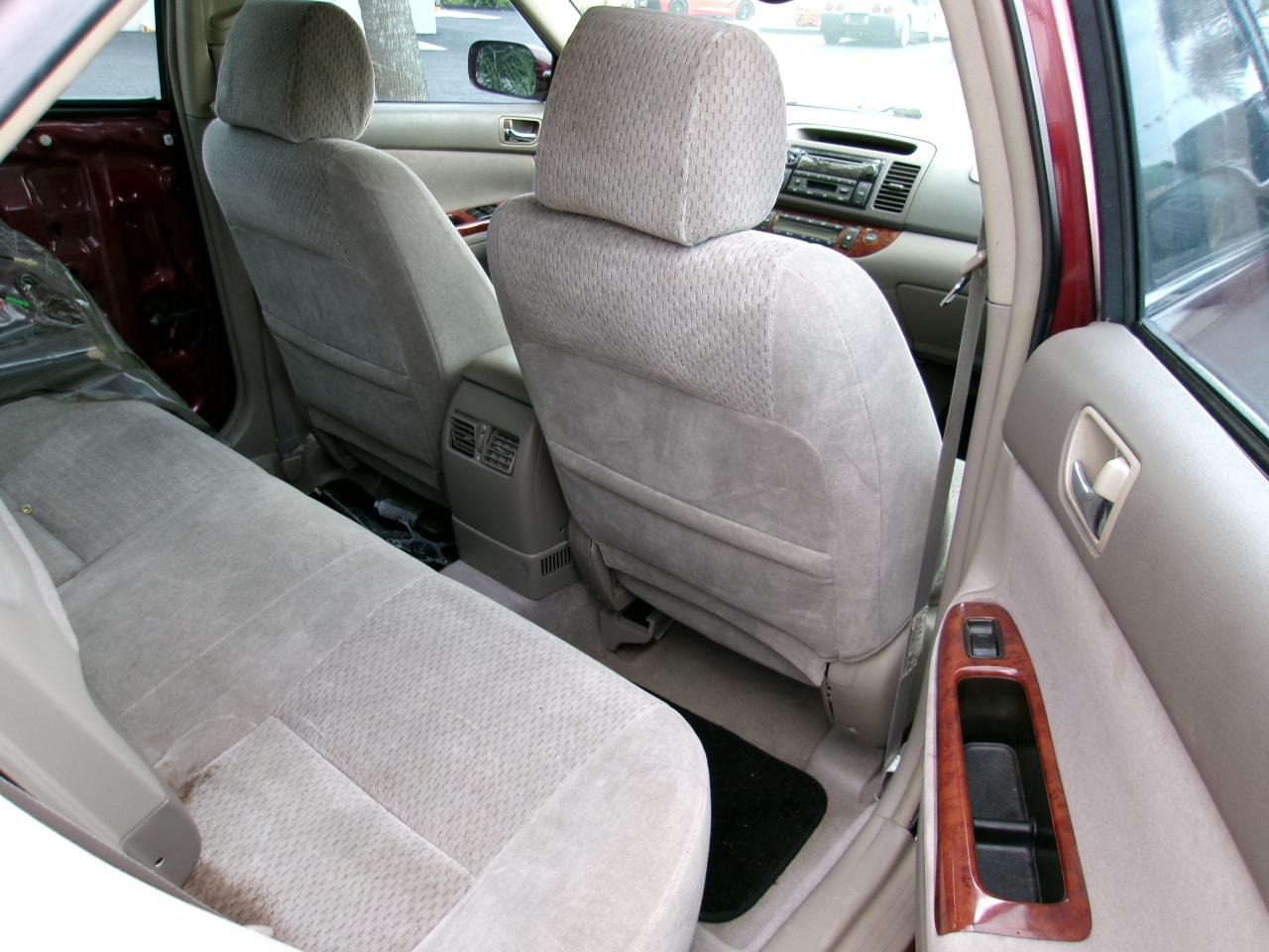Toyota Camry LE 2002