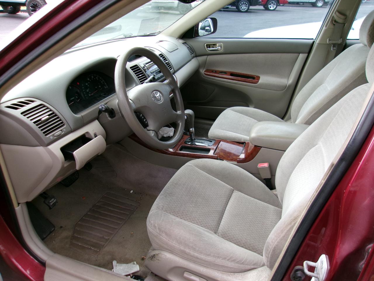 Toyota Camry LE 2002