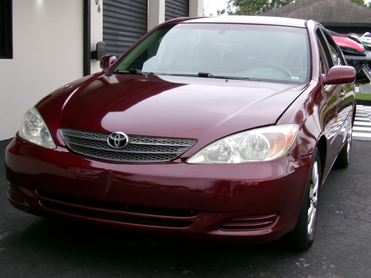 Toyota Camry LE 2002