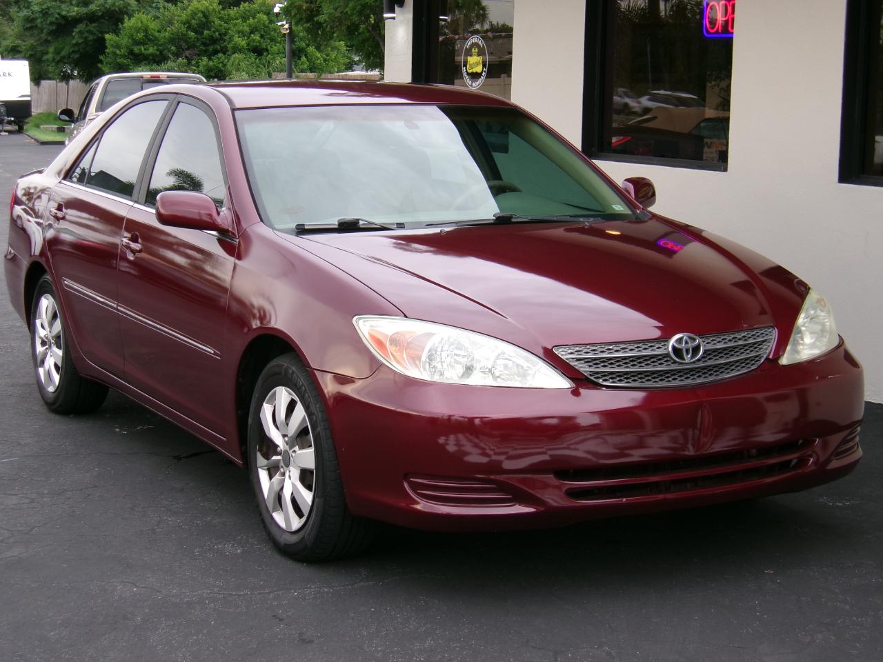 Toyota Camry LE 2002