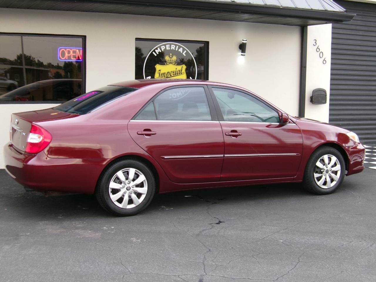 Toyota Camry LE 2002