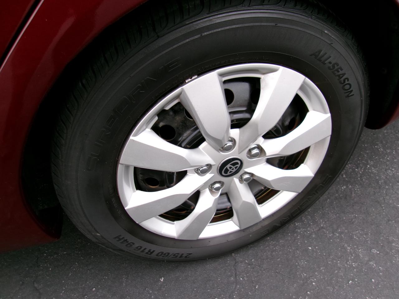 Toyota Camry LE 2002