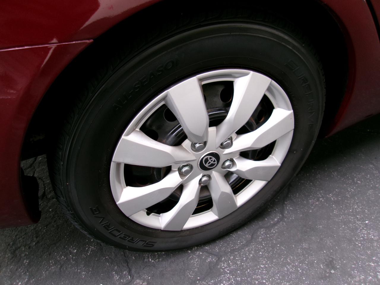 Toyota Camry LE 2002