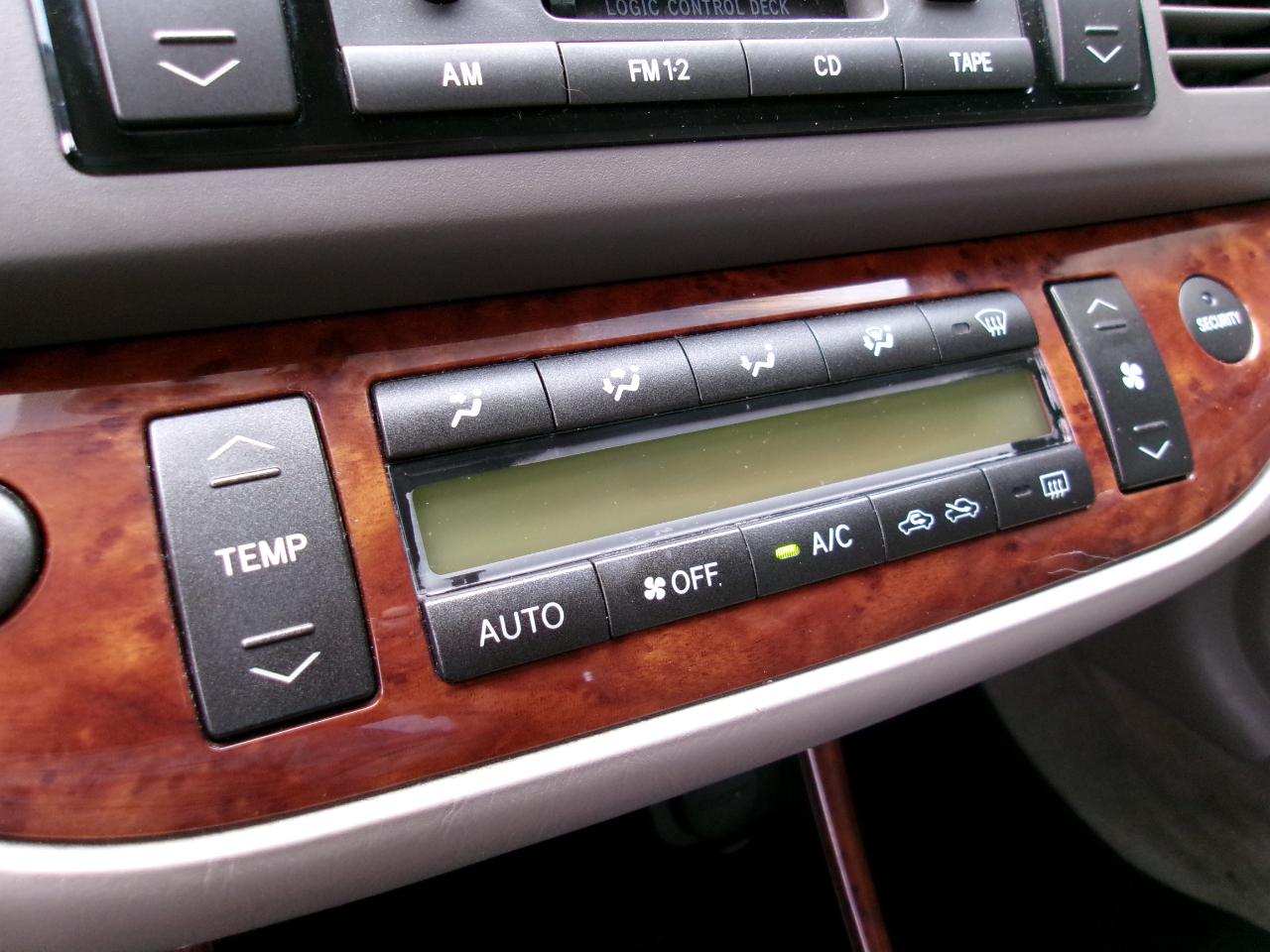 Toyota Camry LE 2002
