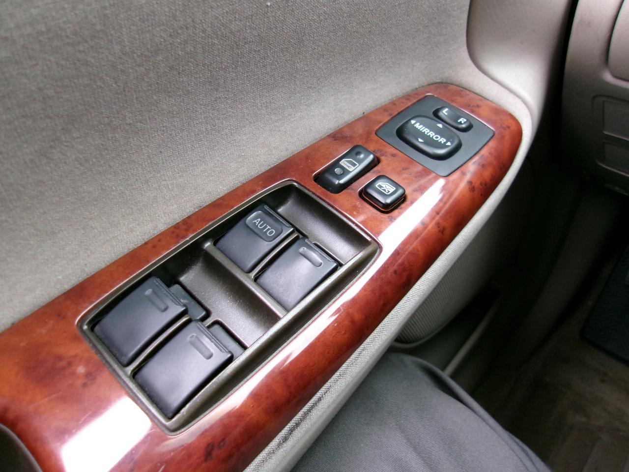 Toyota Camry LE 2002