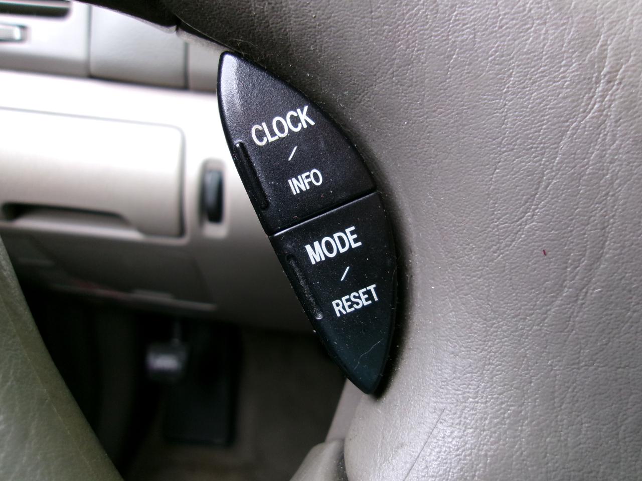 Toyota Camry LE 2002