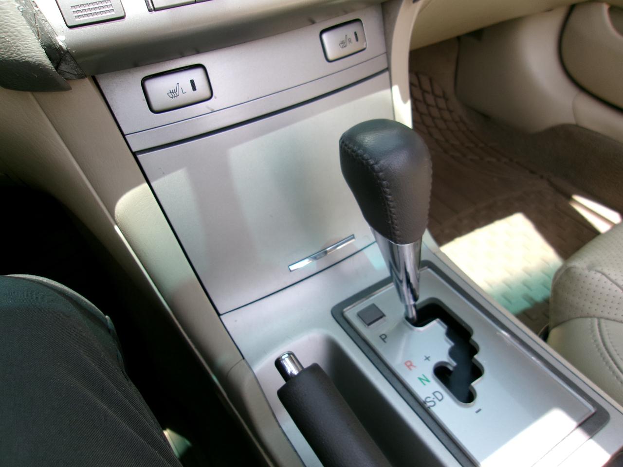 Toyota Camry Solara SLE Convertible 2008
