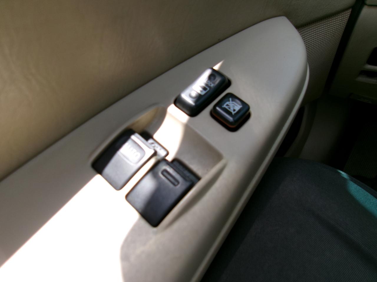 Toyota Camry Solara SLE Convertible 2008