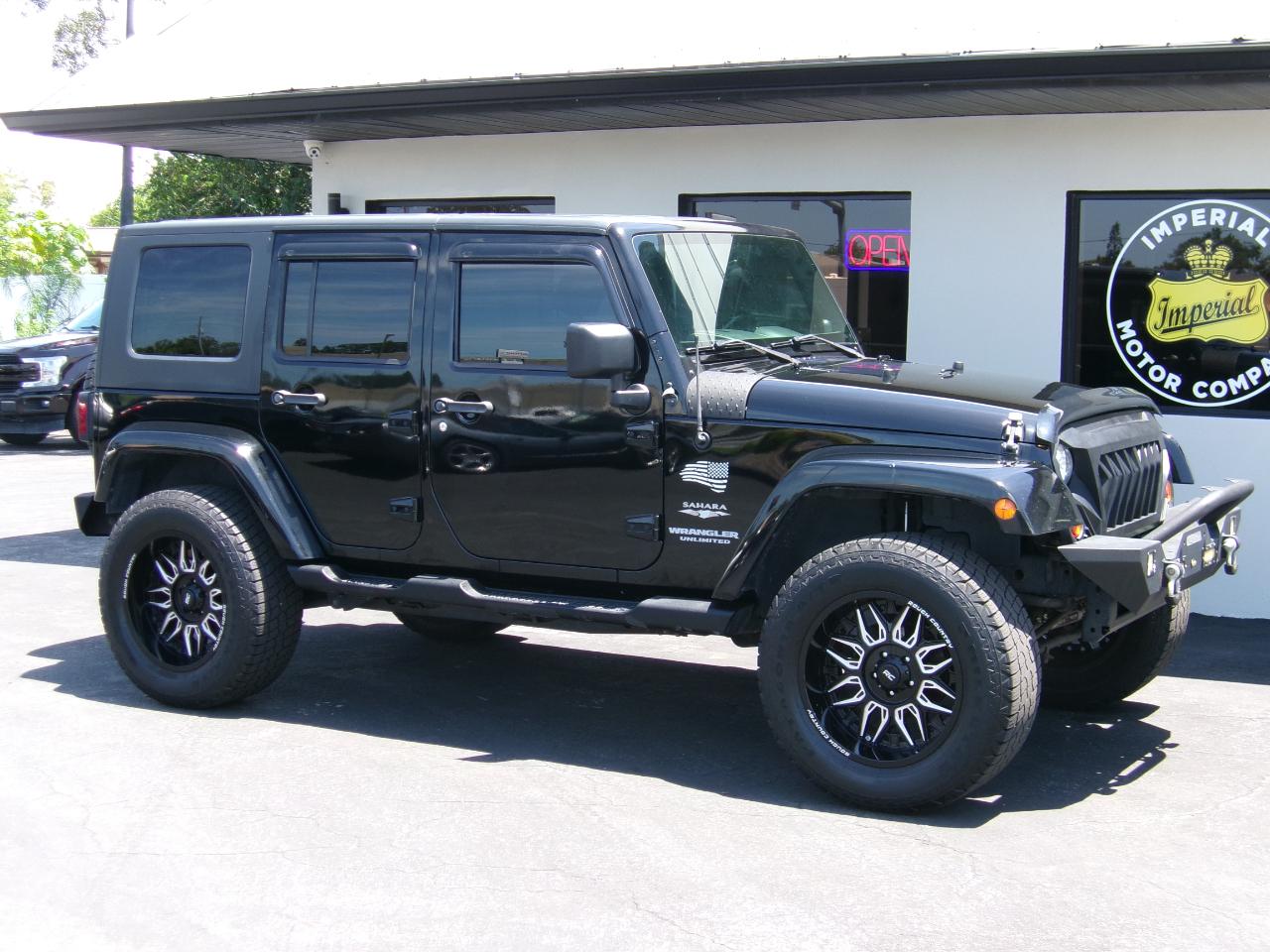 Jeep Wrangler Unlimited Sahara 2WD 2010
