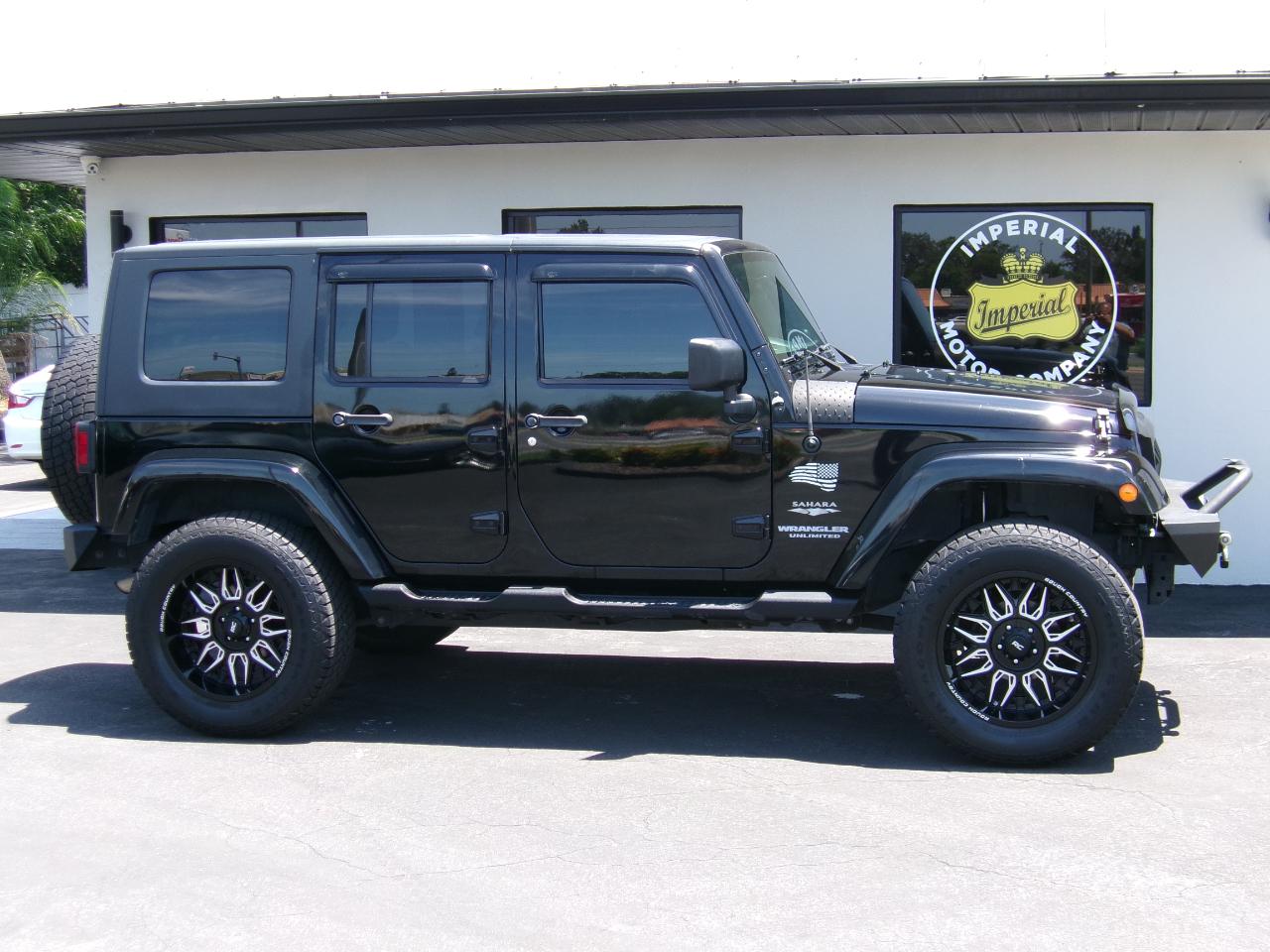Jeep Wrangler Unlimited Sahara 2WD 2010
