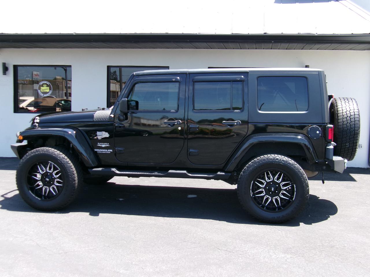 Jeep Wrangler Unlimited Sahara 2WD 2010