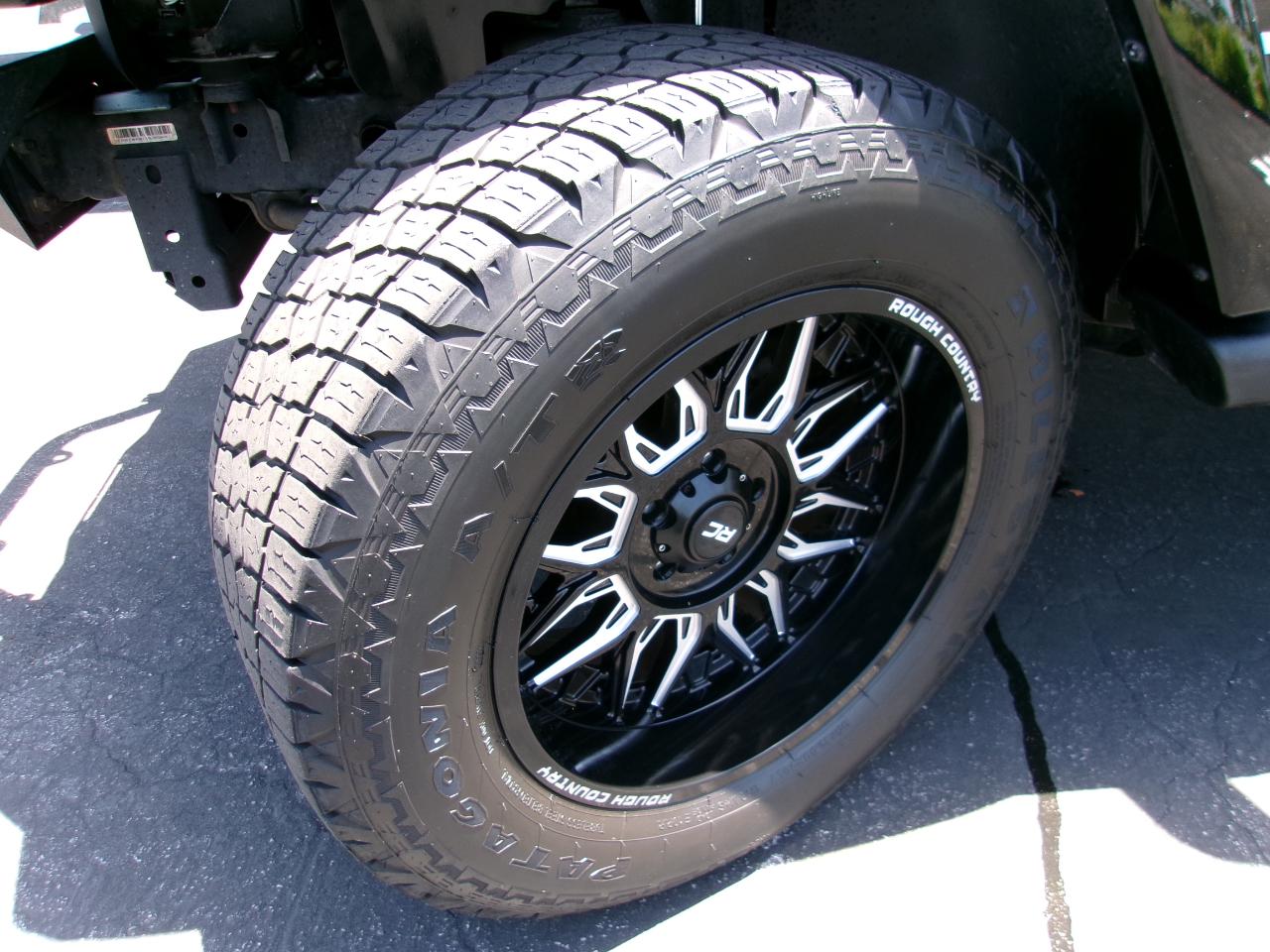 Jeep Wrangler Unlimited Sahara 2WD 2010