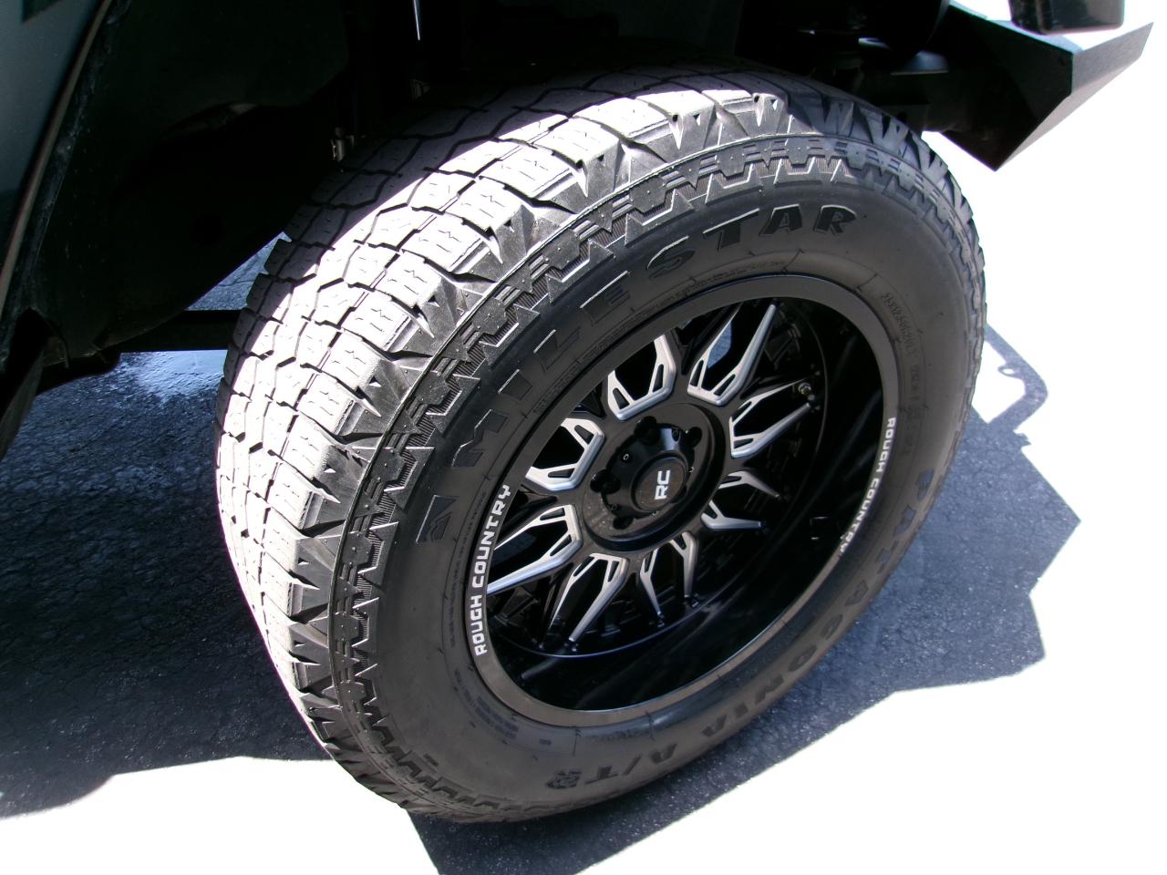 Jeep Wrangler Unlimited Sahara 2WD 2010