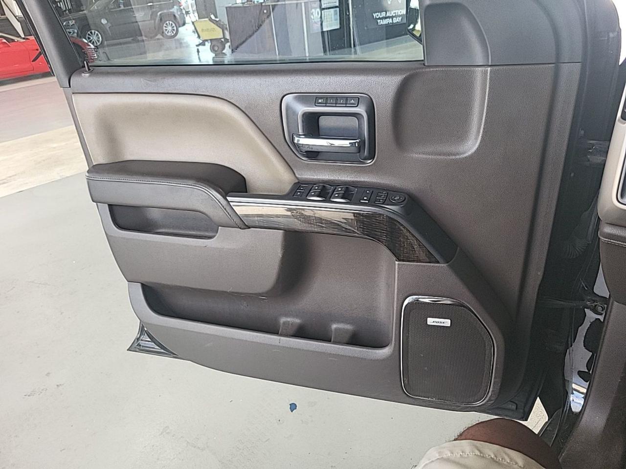 GMC Sierra 1500 Denali Crew Cab Short Box 4WD 2015