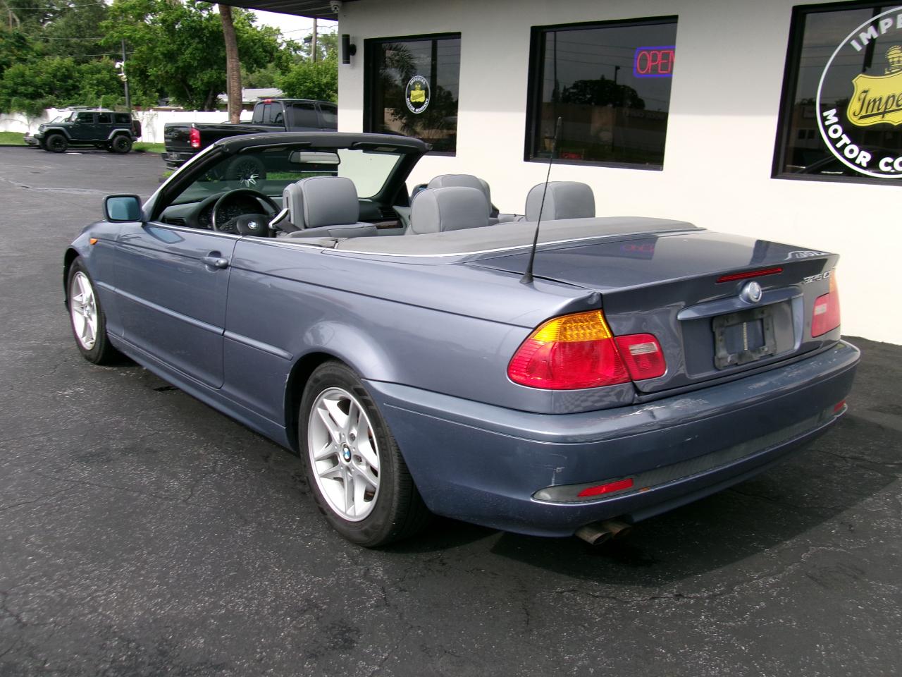 BMW 3-Series 325Ci convertible 2004