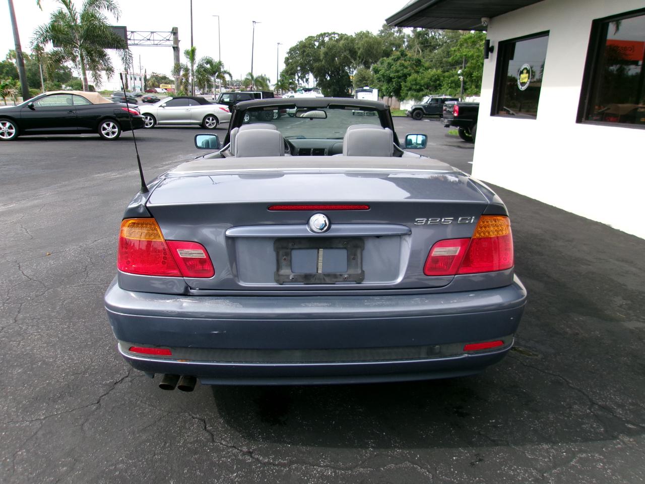 BMW 3-Series 325Ci convertible 2004