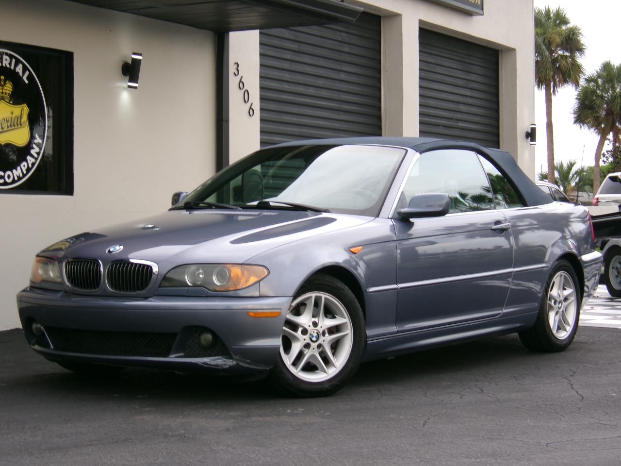 BMW 3-Series 325Ci convertible 2004