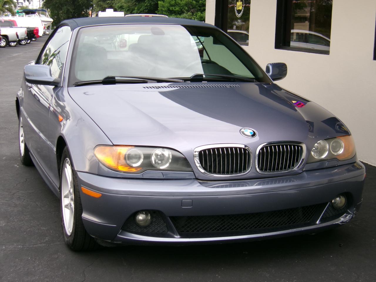 BMW 3-Series 325Ci convertible 2004
