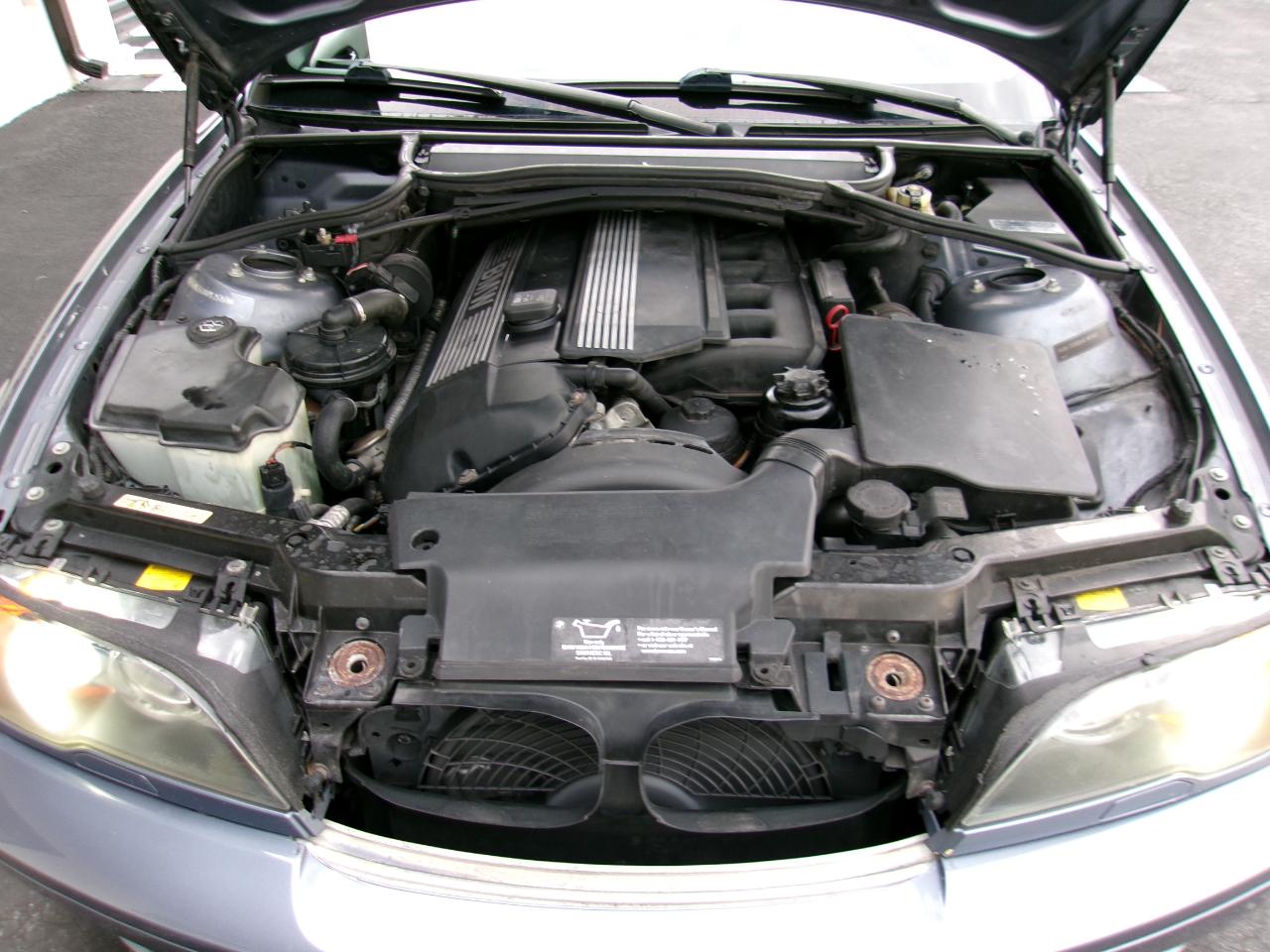 BMW 3-Series 325Ci convertible 2004