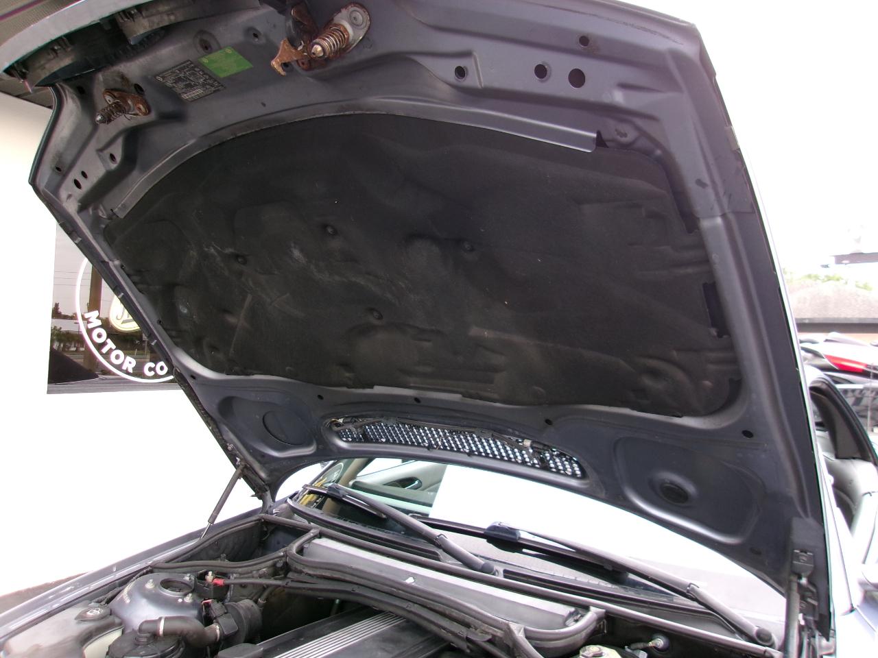 BMW 3-Series 325Ci convertible 2004