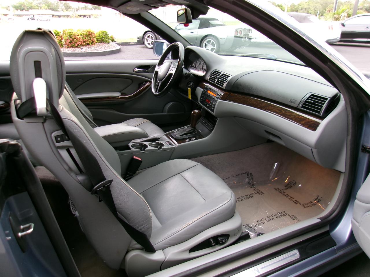 BMW 3-Series 325Ci convertible 2004