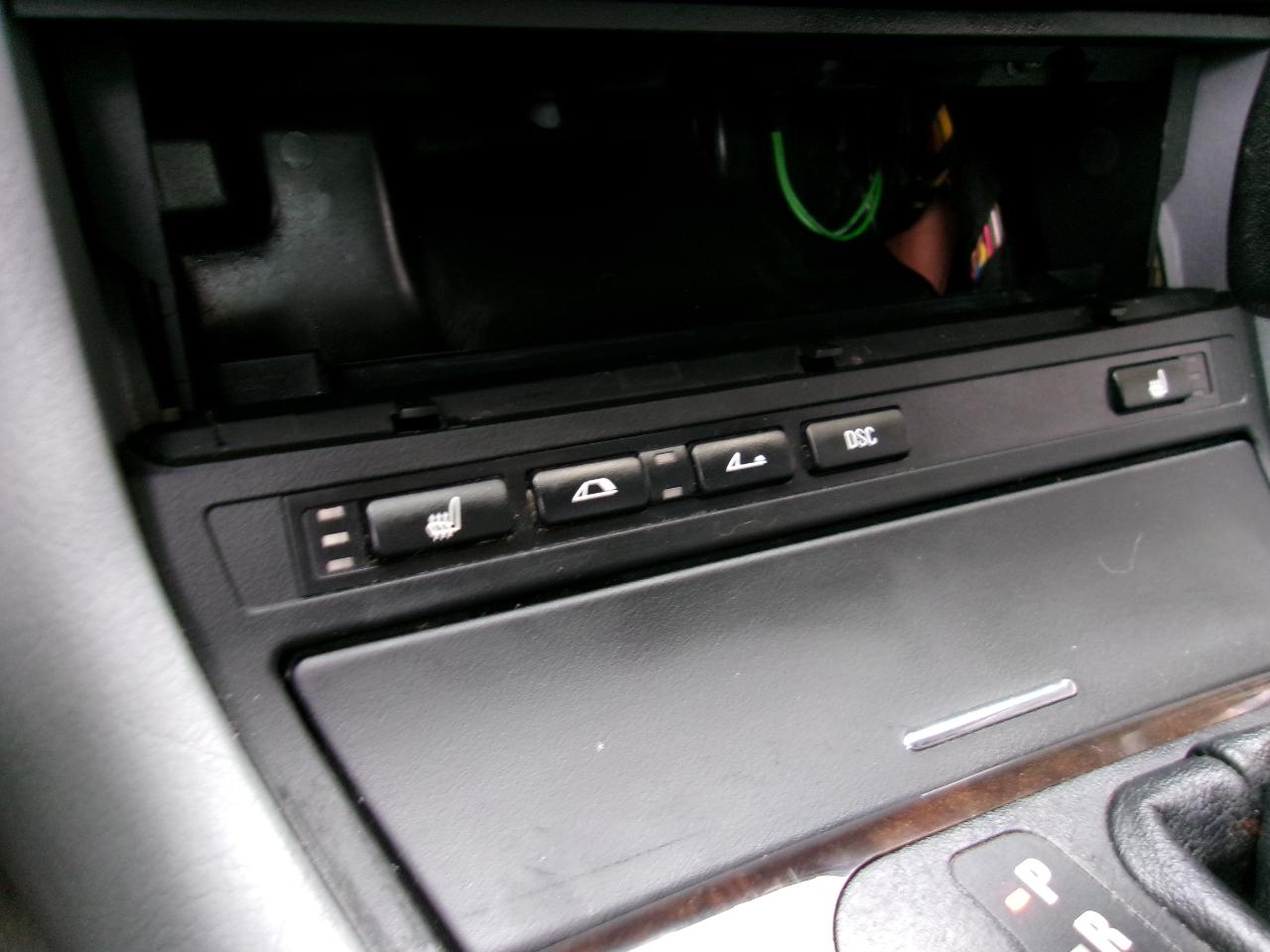 BMW 3-Series 325Ci convertible 2004
