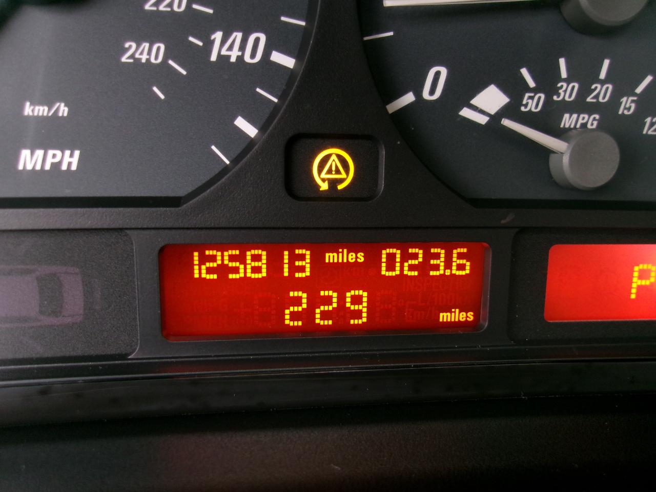 BMW 3-Series 325Ci convertible 2004