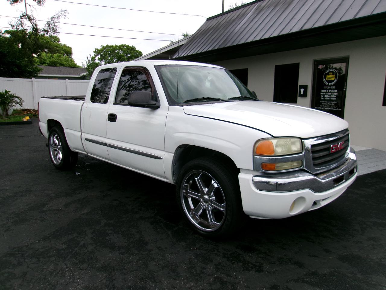 GMC Sierra 1500 SLE Ext. Cab Short Bed 2WD 2004