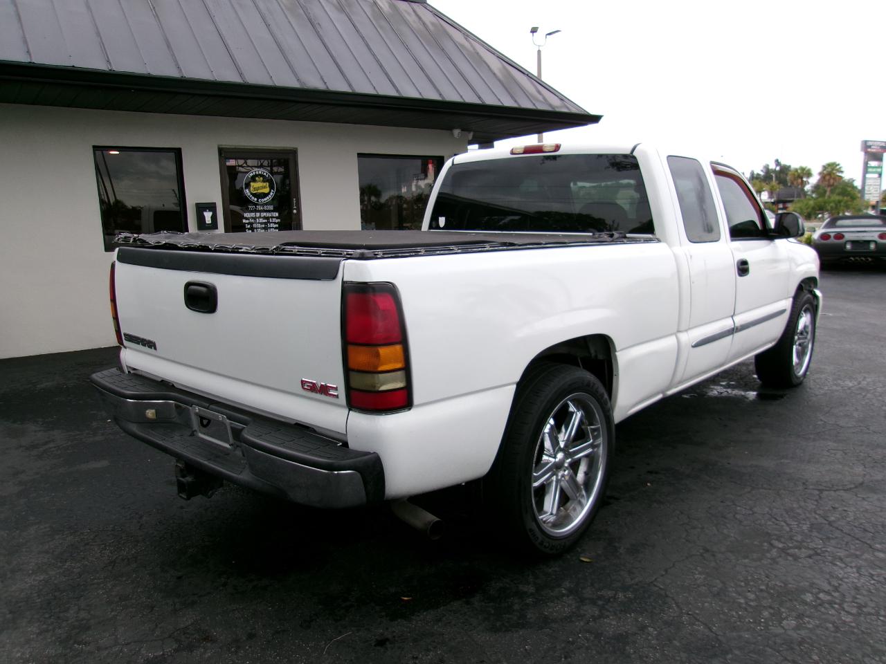 GMC Sierra 1500 SLE Ext. Cab Short Bed 2WD 2004