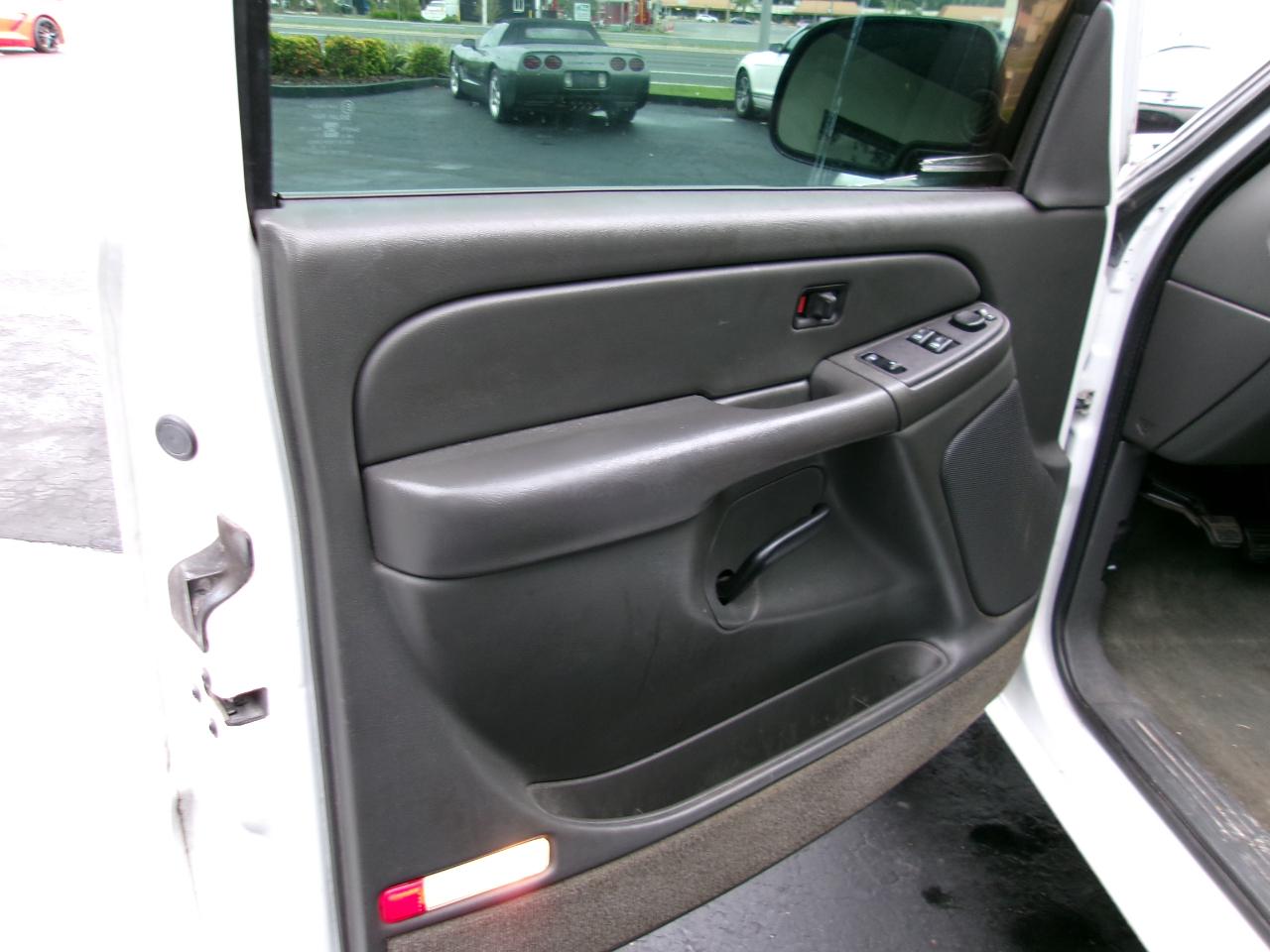 GMC Sierra 1500 SLE Ext. Cab Short Bed 2WD 2004