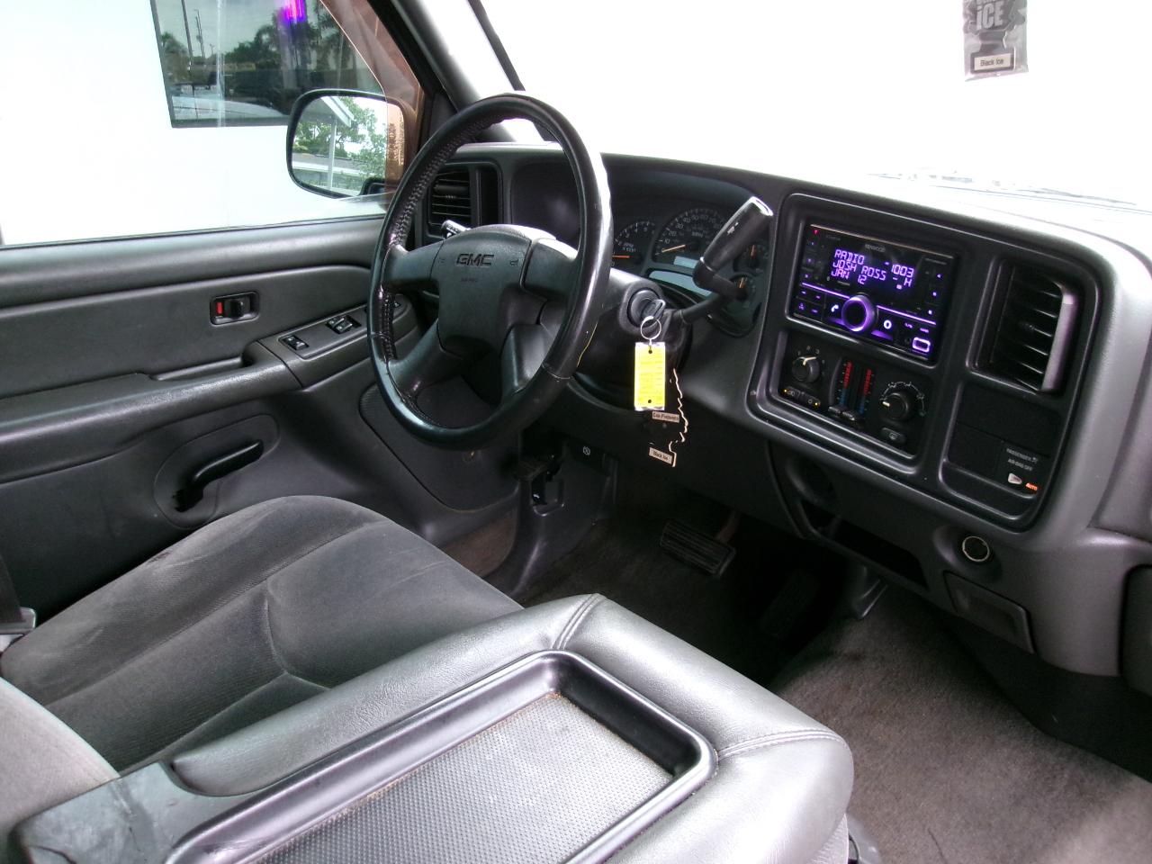 GMC Sierra 1500 SLE Ext. Cab Short Bed 2WD 2004