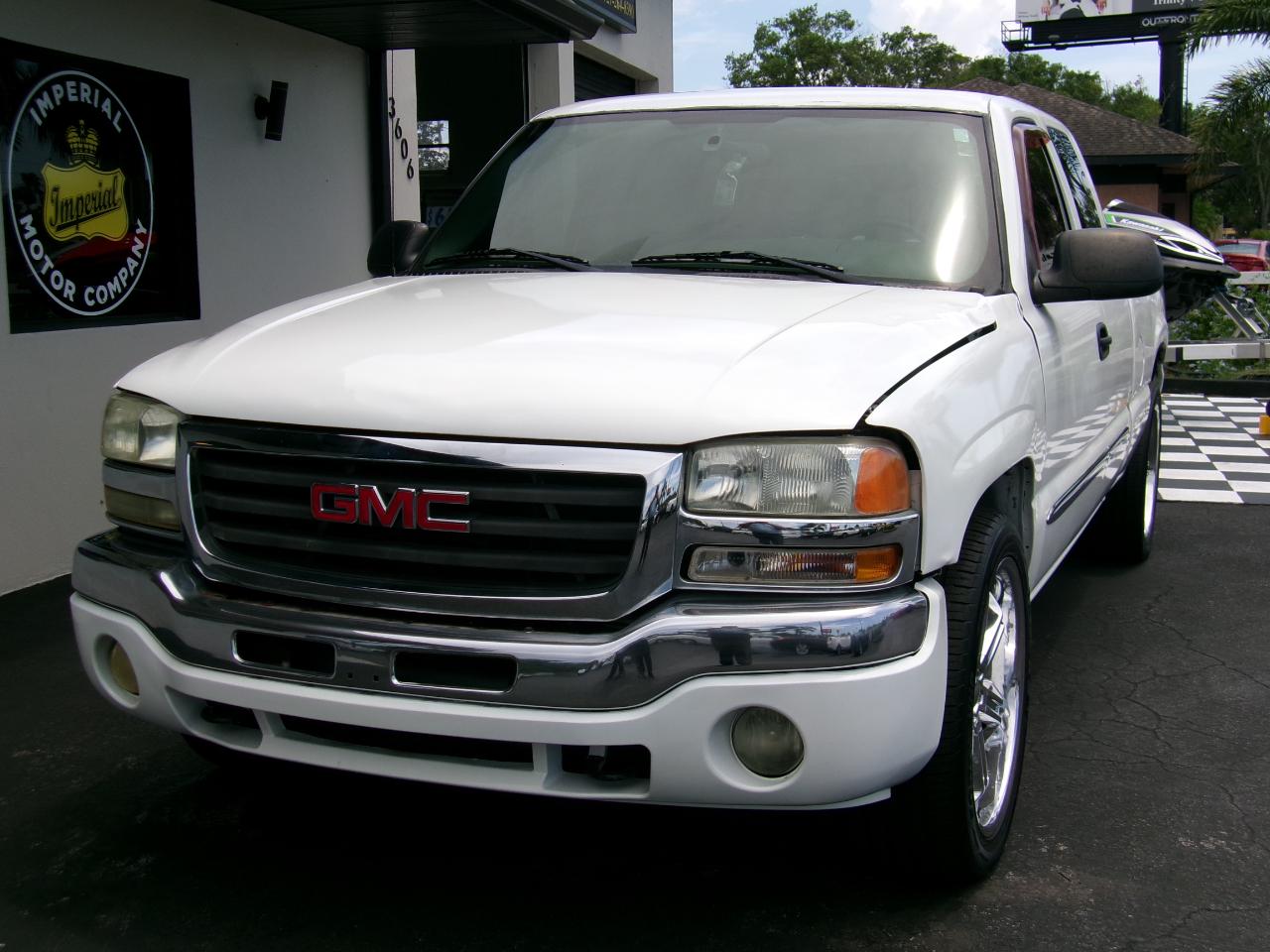GMC Sierra 1500 SLE Ext. Cab Short Bed 2WD 2004