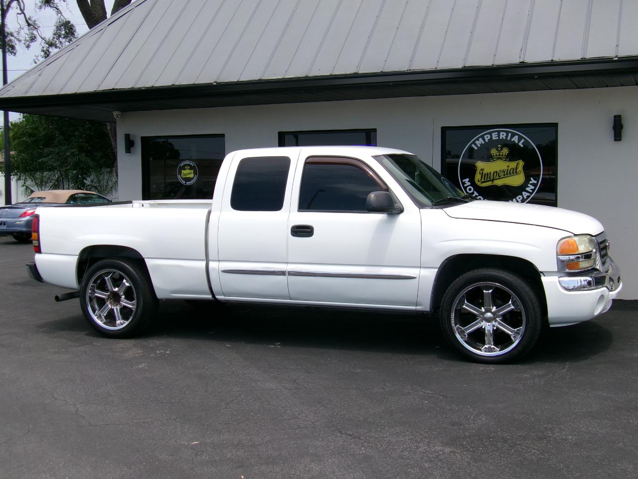 GMC Sierra 1500 SLE Ext. Cab Short Bed 2WD 2004